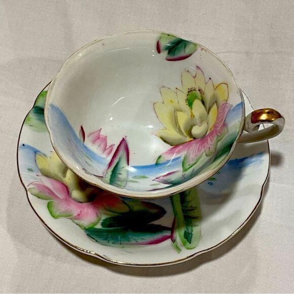 Merit antique China hand painted waterlilies teacup made in occupied Japan - Picture 1 of 10